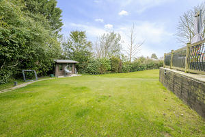 Photo 19- click for photo gallery